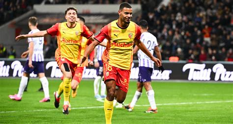 Andy Diouf : L'ascension d'un milieu prometteur au RC Lens​ Football Transfer Rumours LIVE +5